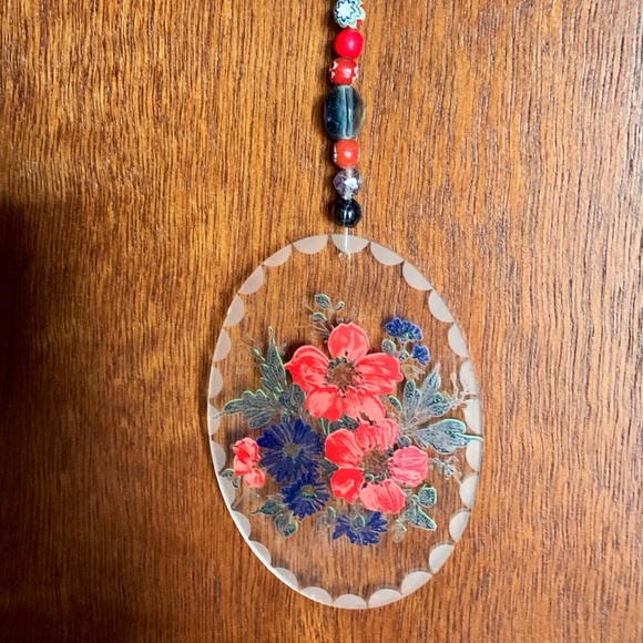 Poppies Blue Flowers Glass Vtg Sun Catcher & Beaded Strand Hanging Window Decor - Picture 6 of 10